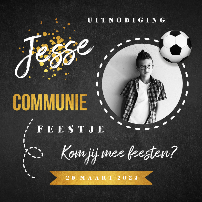 Communie uitnodiging stoer goud krijtbord voetbal foto - Communiekaarten Communiekaarten - Communie uitnodiging stoer goud krijtbord voetbal foto