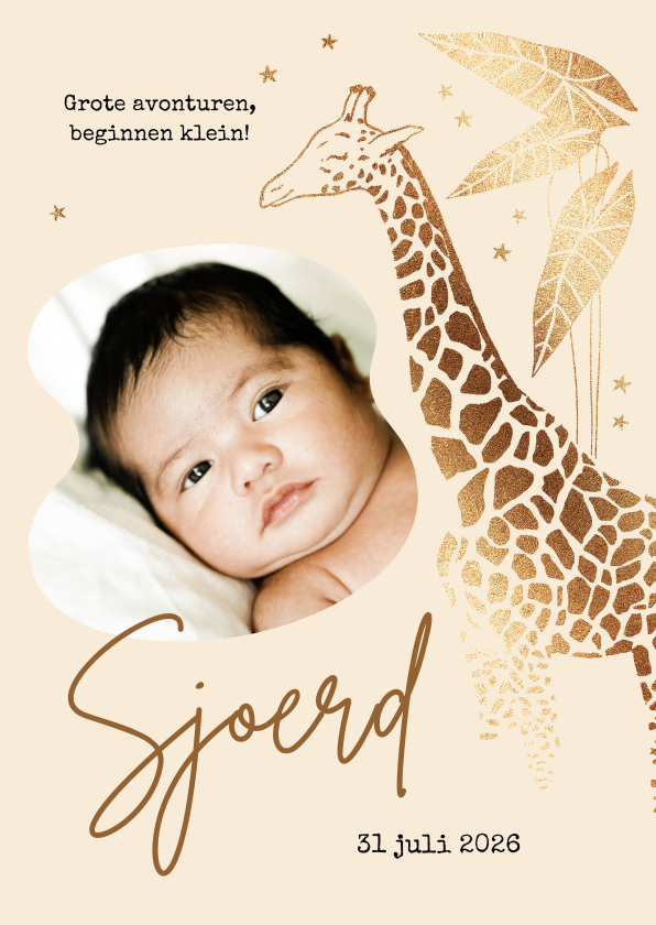 Geboortekaartjes - Geboortekaartje met giraf en bladeren in goudlook