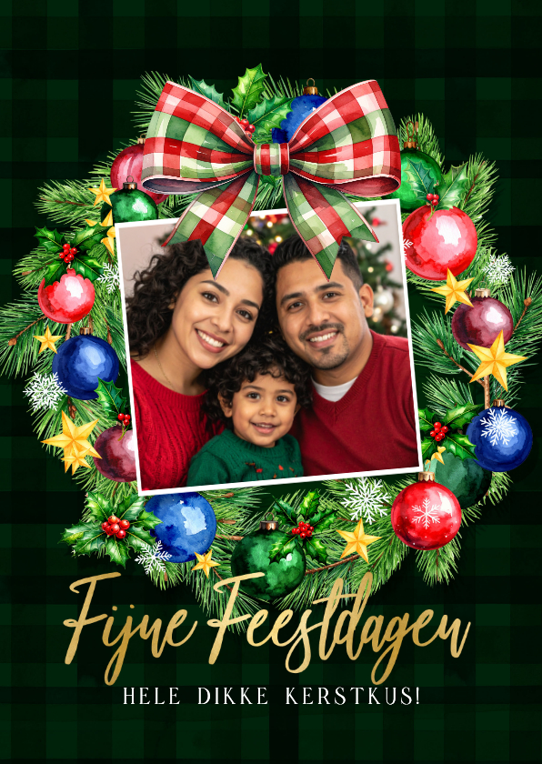 Kerstkaart kerstkrans kerstballen sterren strik en foto - Kerstkaarten Kerstkaarten - Kerstkaart kerstkrans kerstballen sterren strik en foto