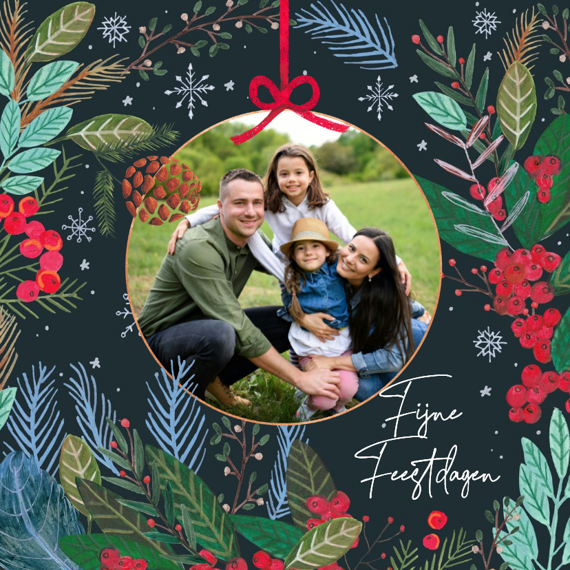 Kerstkaarten - Kerstkaart kerstkrans met foto in kerstbal 