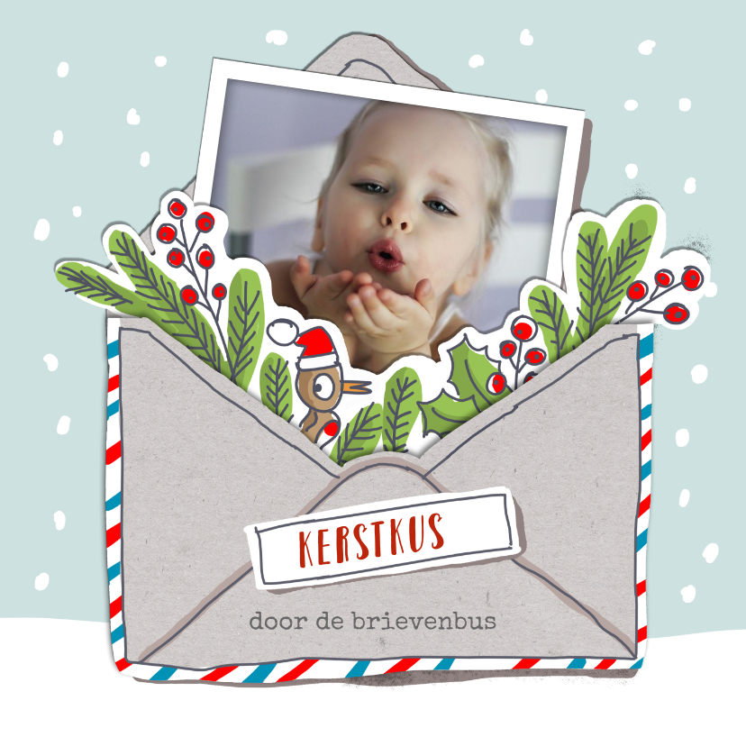 Kerstkaarten - Kerstkaart met kerstkus in een envelopje met foto
