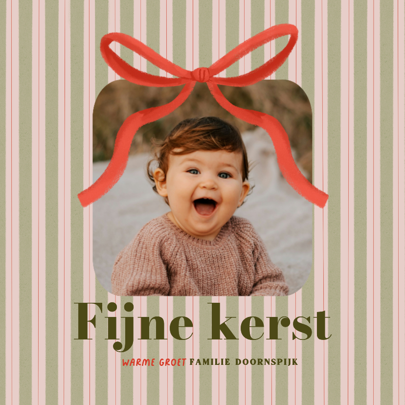 Kerstkaart nostalgisch strepen en rode strik - Kerstkaarten Kerstkaarten - Kerstkaart nostalgisch strepen en rode strik