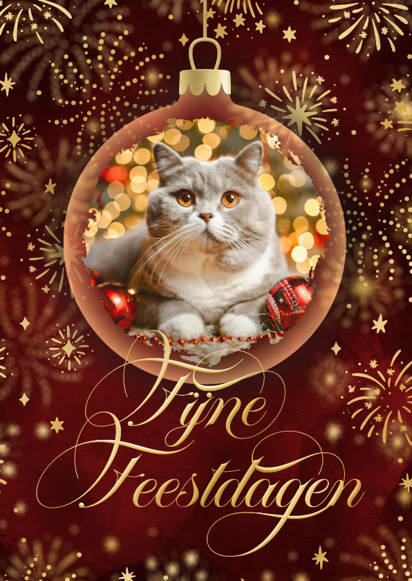 Rode kerstkaart klassieke kerstbal met foto en vuurwerk - Kerstkaarten Kerstkaarten - Rode kerstkaart klassieke kerstbal met foto en vuurwerk