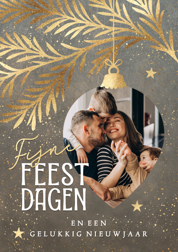Kerstkaarten - Stijlvolle foto kerstkaart kerstbal taupe