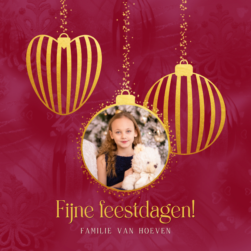 Stijlvolle kerstkaart rood met gouden ballen en eigen foto - Kerstkaarten Kerstkaarten - Stijlvolle kerstkaart rood met gouden ballen en eigen foto