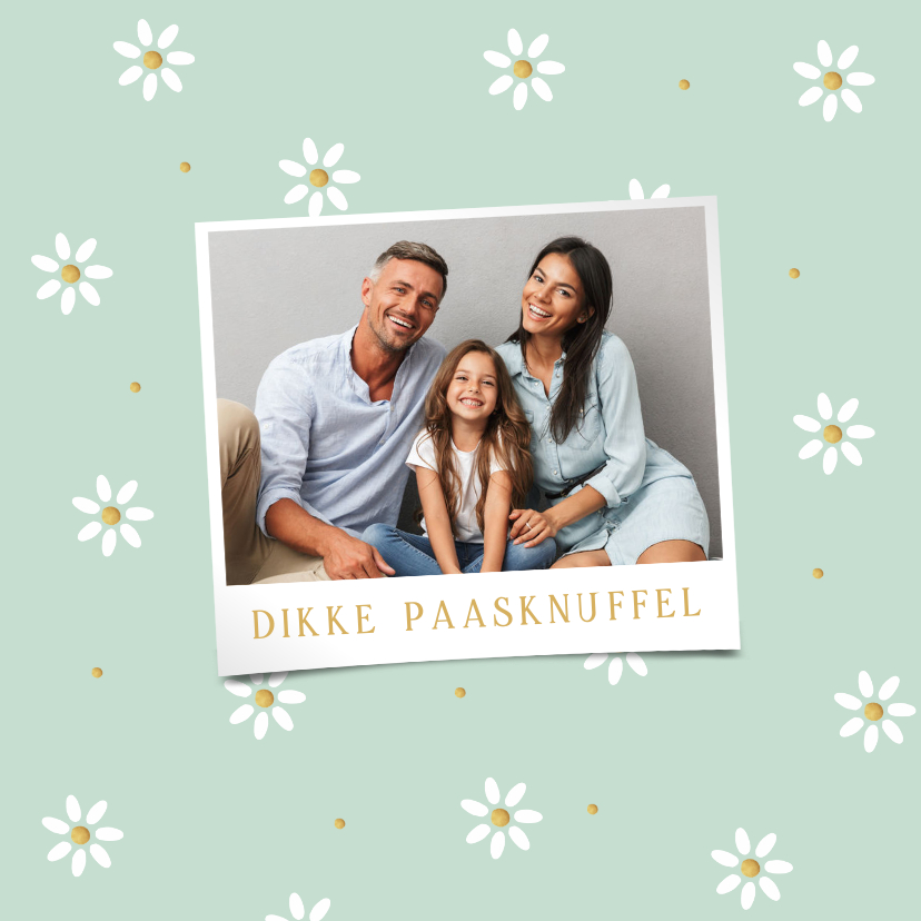 Paaskaart dikke paasknuffel foto bloemetjes goud - Paaskaarten Paaskaarten - Paaskaart dikke paasknuffel foto bloemetjes goud