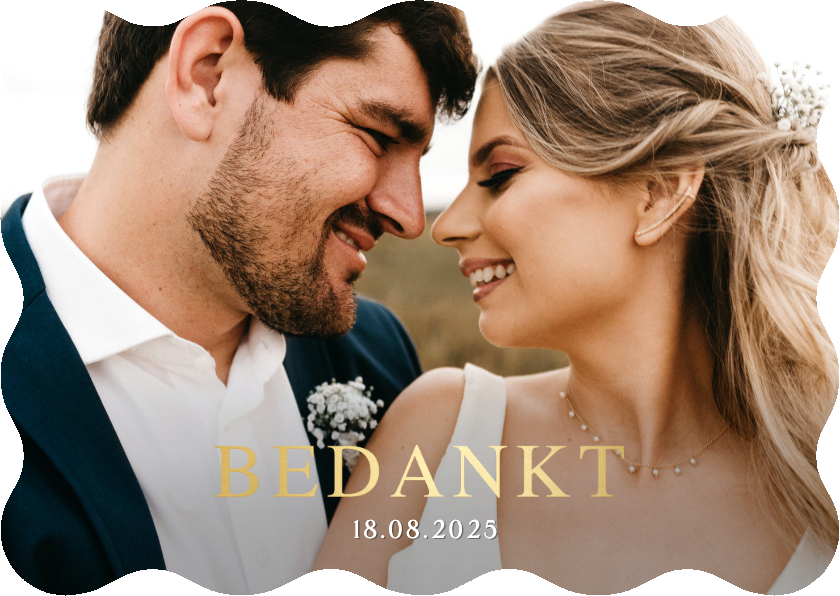 Trouwkaarten - Liggende bedankkaart trouwen met eigen foto en golf rand