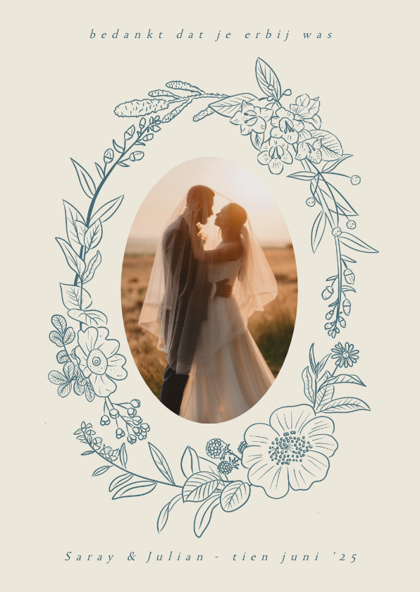 Trouwkaarten - Romantische huwelijk bedankkaart met bloemenkrans
