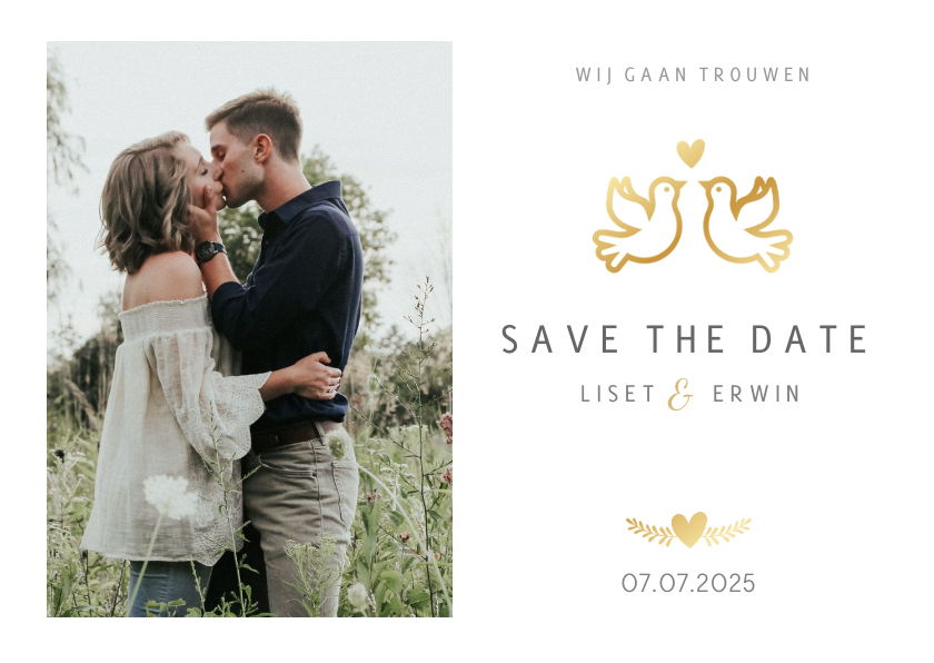 Save the Date kaart klassiek wit met gouden duifjes en foto - Trouwkaarten Trouwkaarten - Save the Date kaart klassiek wit met gouden duifjes en foto