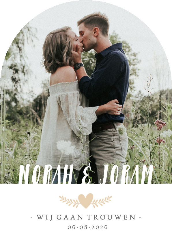 Trouwkaart in boogvorm met grote eigen foto en namen - Trouwkaarten Trouwkaarten - Trouwkaart in boogvorm met grote eigen foto en namen