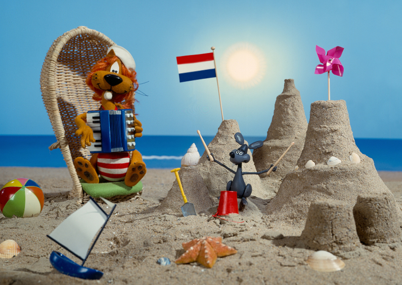 Vakantiekaarten - Loeki de Leeuw en Piep op strand