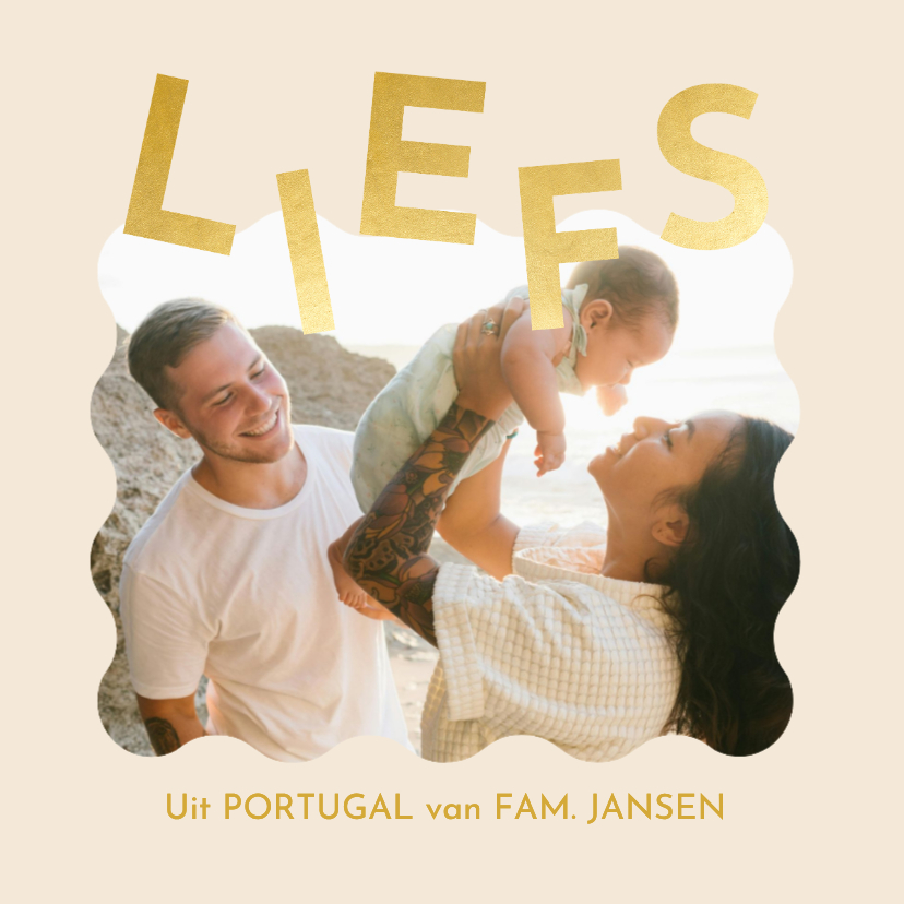 Vakantiekaarten - Vakantiekaartje met foto en speelse gouden liefs