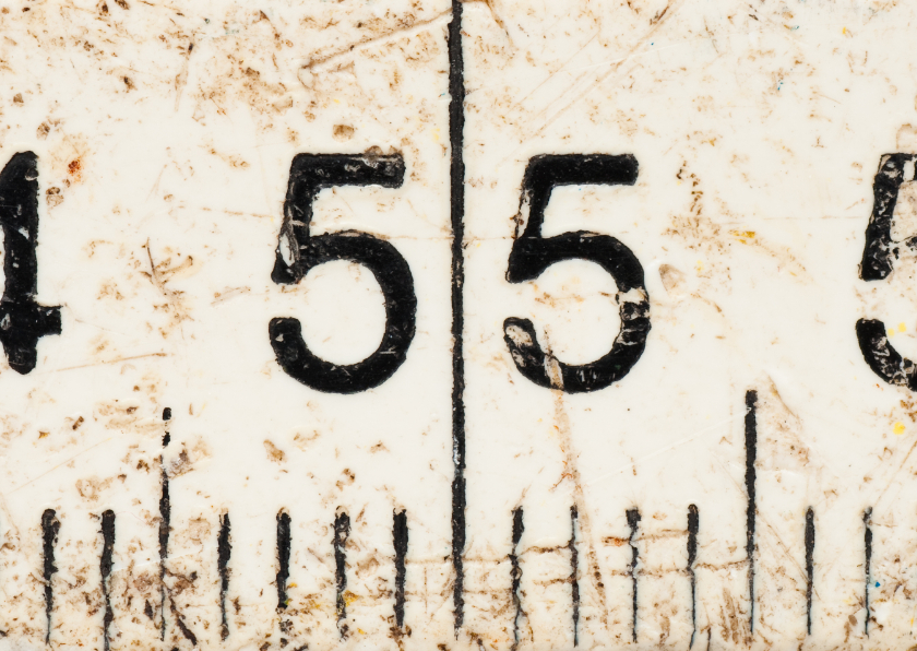 55 op oude witte duimstok - Verjaardagskaarten Verjaardagskaarten - 55 op oude witte duimstok